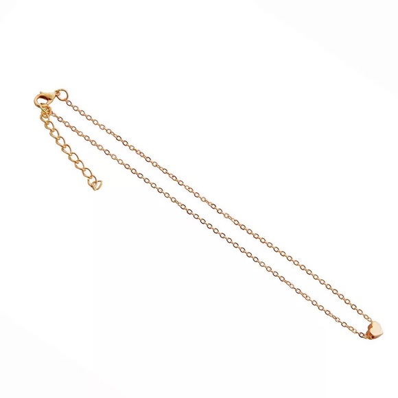 LAST ONE! gold dainty heart necklace✨ - Picture 3 of 4